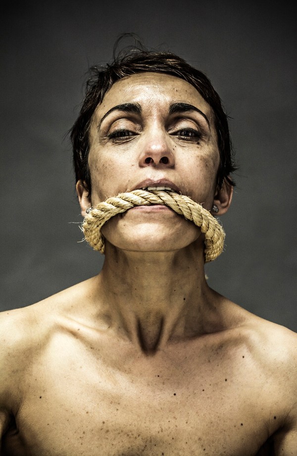 17.MORDAZA Periodico copia